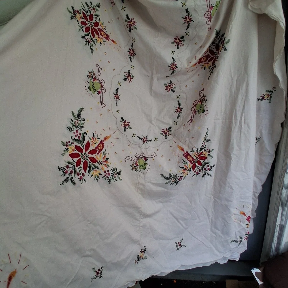 Vintage Christmas Tablecloth Embroidered Poinsettia Candle Bell Scalloped 60x120